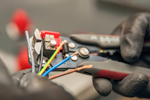 Best Licensed Electrician  in Red Oak, IA